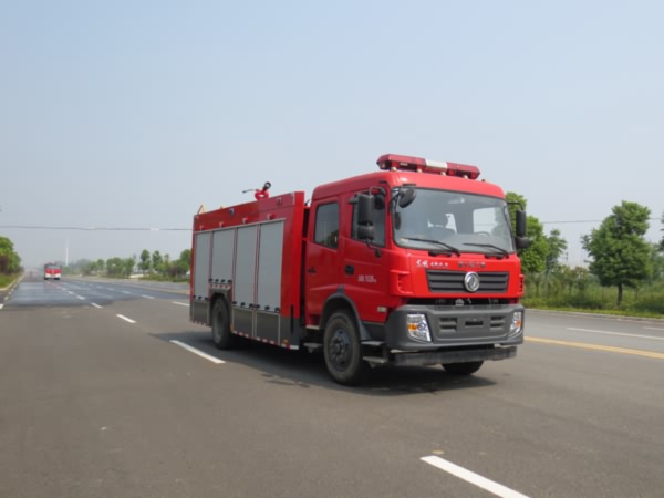 東風(fēng)D913 6噸水罐消防車（國五）