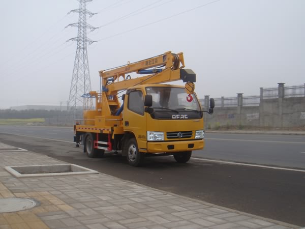 12米東風藍牌高空作業(yè)車